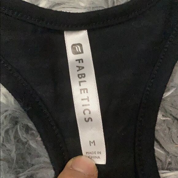 Fabletics workout tank top EUC Size M black stripe - Picture 6 of 8